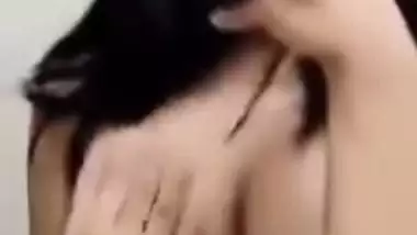 Live cam girl Riya nude video recorded by client