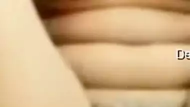 Today Exclusive-cute Desi Girl Record Her Fingerring Video Part 4