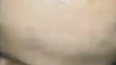 Student gives a desi blowjob to a professor for extra marks