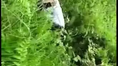 Desi mms sex, Horny Tamil couple was caught fucking outdoor in bushes