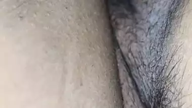 Big Ass Bhabhi Ki Chut Or Gand Me Hath Laga Ke Pani Nikala. Risky Capture For U All
