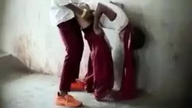 Bihar aunty cheated on her husband outdoor with young guy! New Desi sex mms