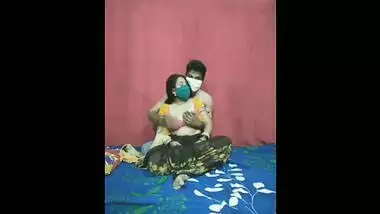 Desi MILF is about to be banged by her impatient XXX lover at home