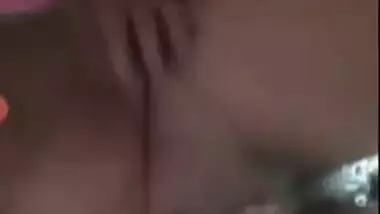 Desi XXX wife shows off amazing body shapes and gets fucked in MMS