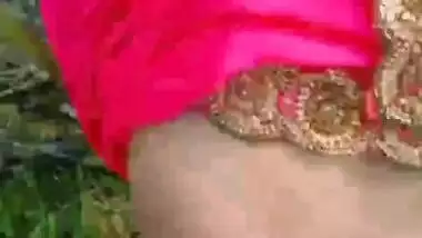 New Naveli Bahu Ko Khet Me Laja Ke Choda Sasur Ke Bhai Ne