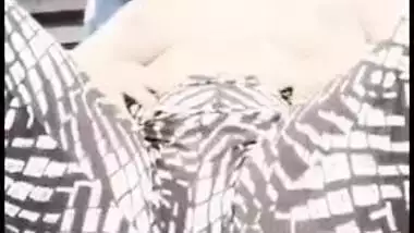 Custom XXX clip of slutty Desi model getting naked for her client