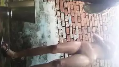 Desi Village Girl Record Outdoor Bathing Selfie For Lover