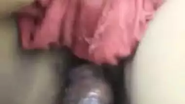 Desi XXX girl’s young pussy eats her boyfriend’s big dick outdoors MMS