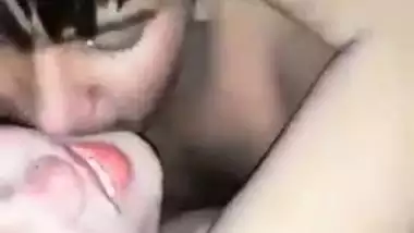 Desi bhabhi moans like a bitch when having XXX session in MMS movie