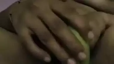 Perverted solo slut uses a banana as XXX toy for her Desi vagina