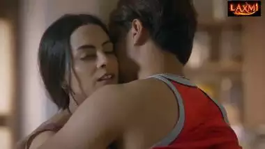 Indian Desi beautiful bhabhi seduced her young boy maid and fucked in bathroom real Hindi hardcore sex video