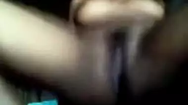 Amateur Girl Does A Sexy Strip Show For Her Lover On Cam