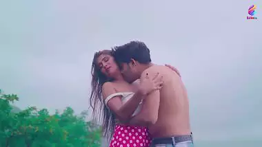 Balloons Hindi Unrated HDRip – Exchange (S01E01)