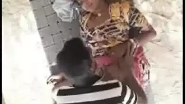 Naughty Desi wife and her lover caught daytime outdoor fuck, Desi mms sex