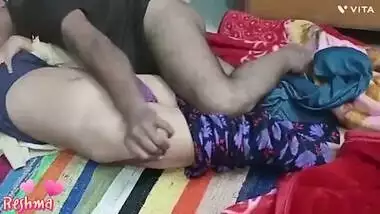 Super sexy desi women fucked in hotel by YouTube blogger, Indian desi girl was fucked her boyfriend