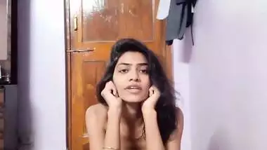 Girlfriend nude apology and spreads ass cheeks