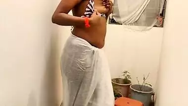 Indian Slutty Bhabhi In Saree Missing Her Boyfriend- Dancing In Saree Naked Home Alone| Desi Bhabhi