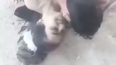 Sexy Girl Fully Nude Outdoor Fucked by Boyfriend & her Best Friend Recording Video