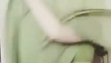 In Search of Hot Indian Babes[via...