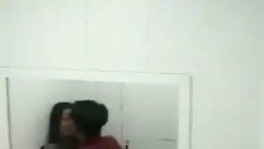 Pervert records colleague’s mms sex in the office bathroom