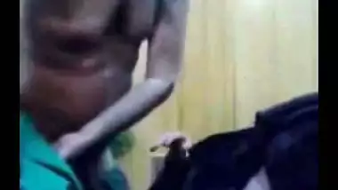 Hot MMS video of Desi doctor having XXX affair with pretty patient