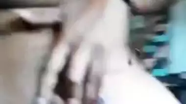 XXX porn lover fingers her own pussy in the homemade Desi clip MMS