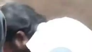 Driver doesn't mind if the Desi hitchhiker pays him in a porn way