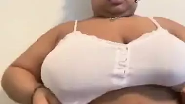 ✨got Turned On While Working... Watch Me Play A Little At My Desk