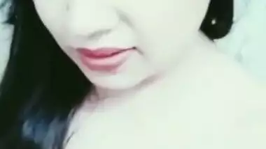 Horny Randi Bhabhi Record Her Nude Video For Fans