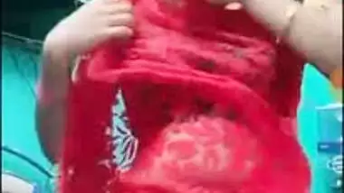 Minu Roy Red Saree Transparent Navel and Back, Married, Bigo ID inside Video