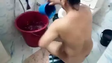 Man doesn't tell Desi wife that he will upload the video to a porn site