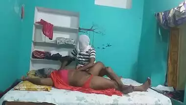 Dude comes to stick XXX dick into mature slit of friend's Desi mom