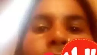 XXX video call is the chance for aunty to show what she has got there