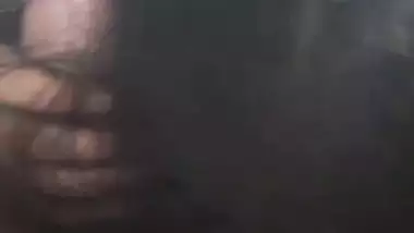 Slut babe sucks her sleeping BF’s dick in Indian blowjob porn