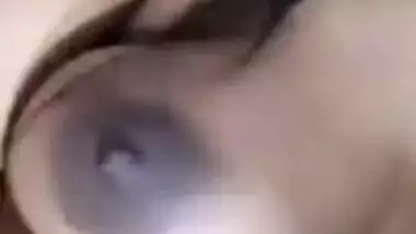 Today Exclusive- Sexy Lankan Bhabhi Showing Her Boobs On Video Call Part 2