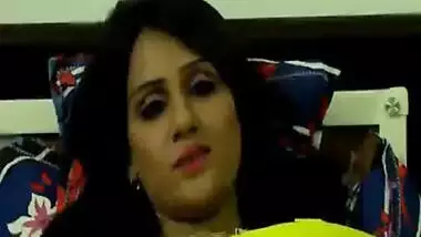 seducing a tamil bhabi