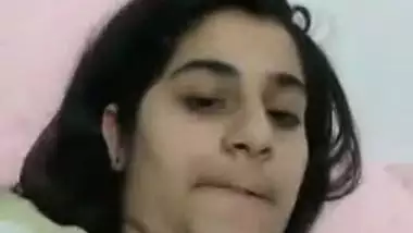 Solo XXX video would be more interesting if Indian girl had sex