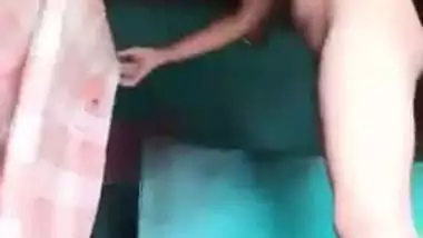 Dehati gaon ki randi stripping video