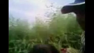 Fsiblog – Desi oriya village bhabi with her lover in musterd feild mms