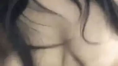 Srilankan virgin girl sucking her big boobs MMS