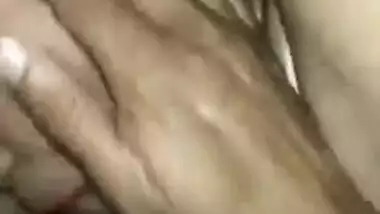 Indian XXX whore gives a nice blowjob to her friend MMS video
