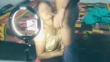 Maine Apni Bhabhi Ke Sath Chudayee Ki Video Banayee.gaand Aur Muh Ki Chudayee