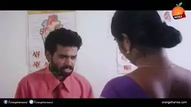 Patient Romance with Sexy Lady Doctor