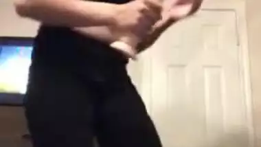 Beautiful Cute old Famous Paki Girl Strip Show And Fingering Pussy New Clip