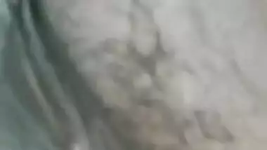 Wife masturbates and Desi man doesn't blow a chance to film porn video