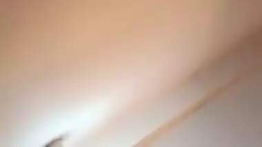 Horny Desi Girl Deeply Sucking her Boyfriend Full NUDE Pssy Closeup Fucking widaudio