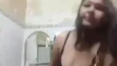 Video call with BF becomes hotter as Desi cutie shows him XXX sex assets