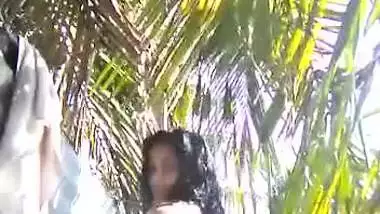Today Exclusive- Cute Lankan Girl Showing Her Nude Body And Outdoor Bathing Part 3