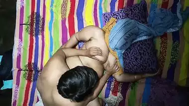 Chubby Desi teacher has her XXX ass nailed by student in the hotel