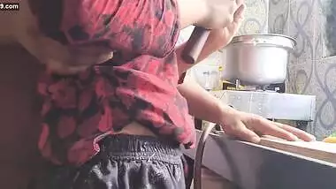 Quenched his lust by having an illicit relationship with an 18 year old girl who was as delicate as a flower(1)